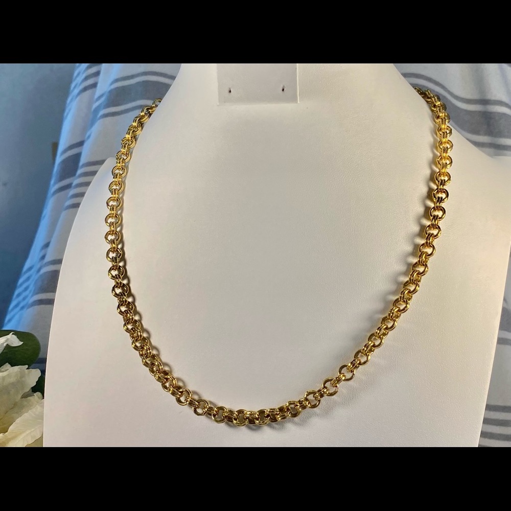 Gold Tone Chain Stars